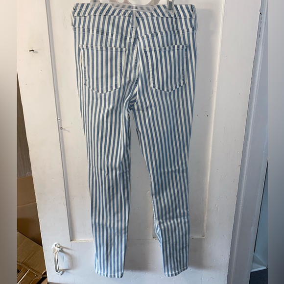 Light Blue & White Stripped Skinny Jeans - Picture 4 of 5